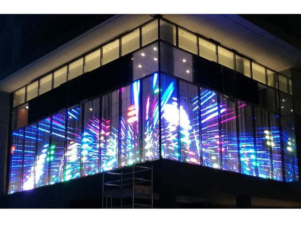 पी2.6-5.2 HD पारदर्शी एलईडी डिस्प्ले पैनल 2500nits लटकती स्थापना